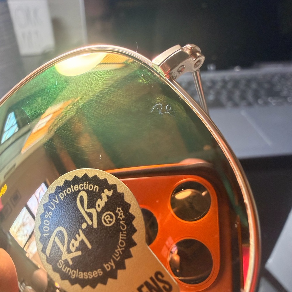 Ray-Ban Gold Mirror Aviator Sunglasses - Picture 9 of 16